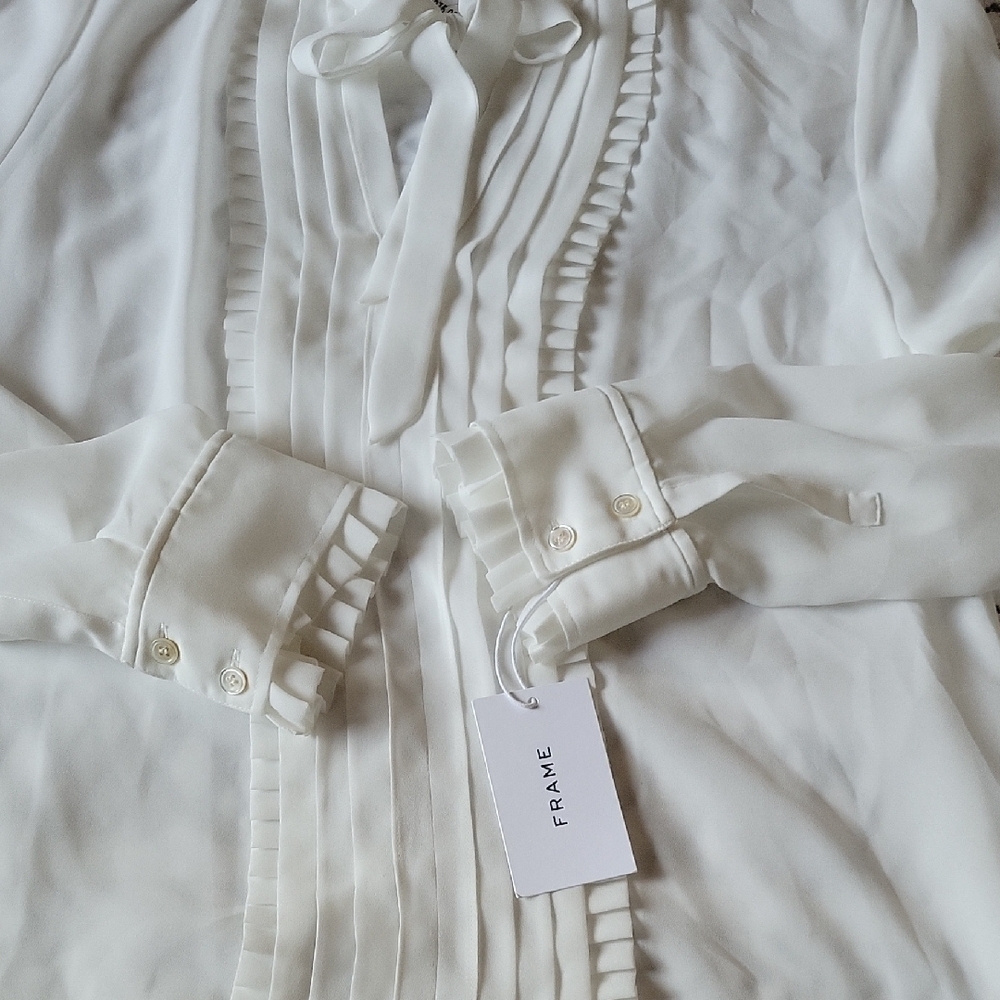 Frame Denim White Pleated Blouse with Bib Collar - Picture 5 of 11